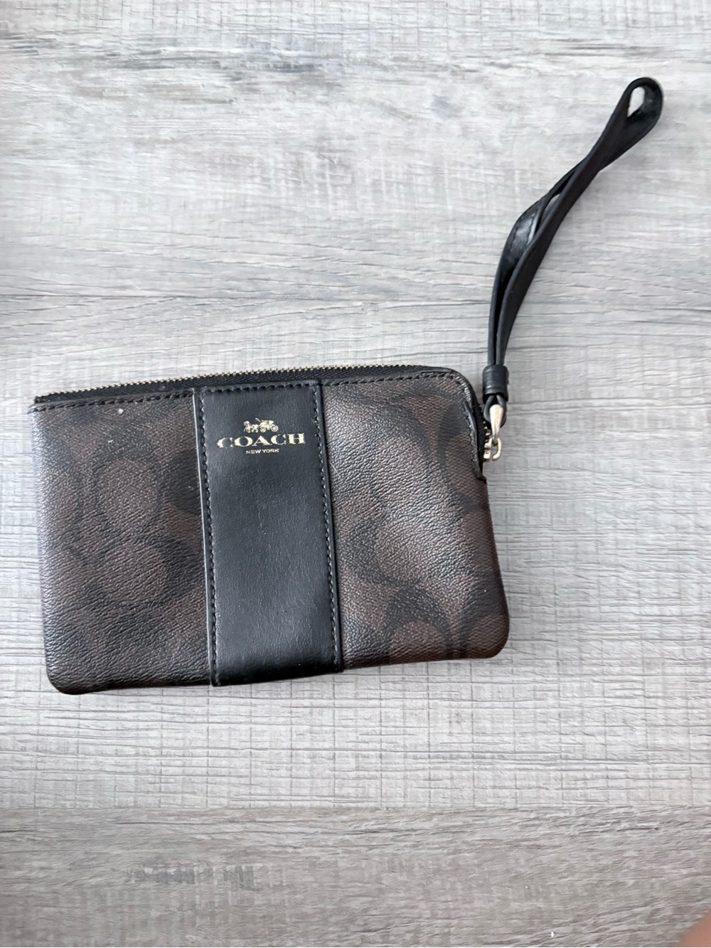Coach Leather Wristlet monogram